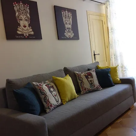Appartamento Dans Les Venelles Cefalù