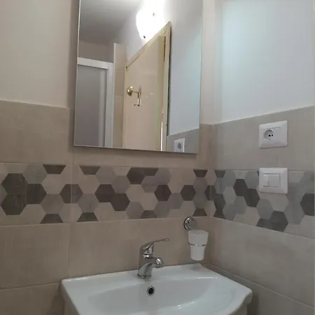 Dans Les Venelles * צ'פאלו