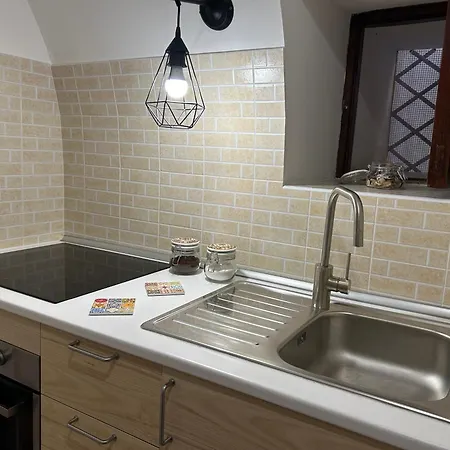 Dans Les Venelles דירה