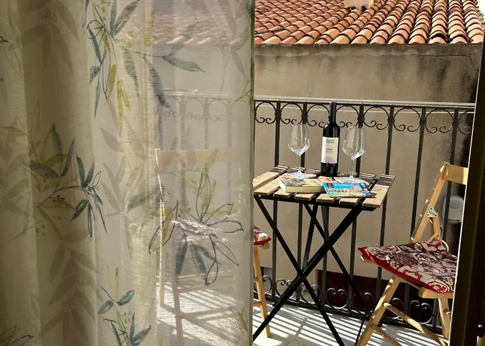 Apartment Dans Les Venelles Cefalù